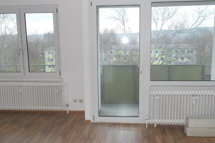 Familienfreundlich wohnen: 3 Zimmer | ca. 73,3 m² | 3. OG mit Balkon in Salzgitter-Fredenberg 3 zimmer