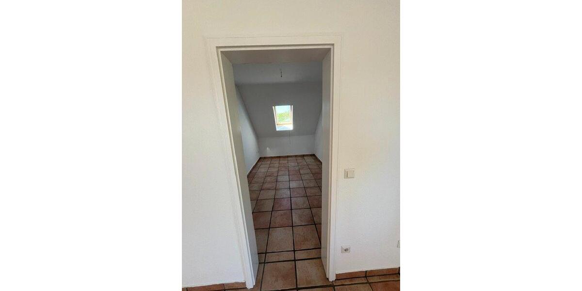 Etagenwohnung Overath - 2.5 Zimmer, 75 m&sup2;, 900&euro; | Angebot:26604530
