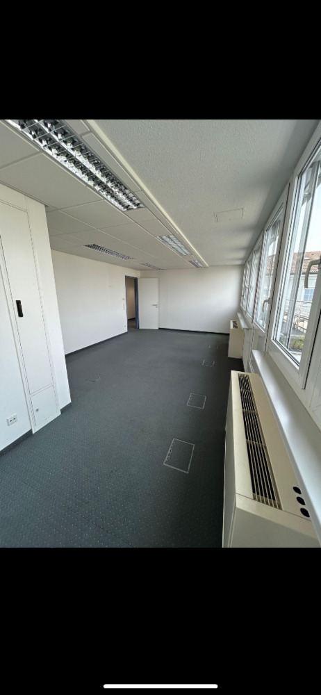 WESTEND: Flexible Büro-Studiofläche mit Dachterrasse - All-in-Miete