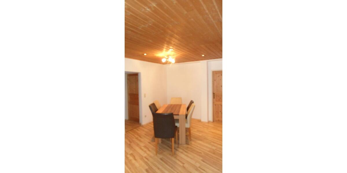 Etagenwohnung Simbach am Inn - 5 Zimmer, 169 m&sup2;, 1.170&euro; | Angebot:24801129