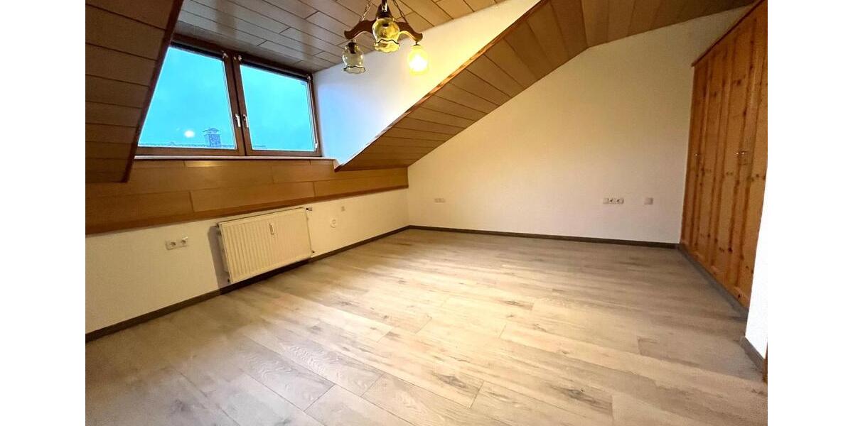 Dachgeschoßwohnung Frauenau - 1 Zimmer, 485&euro; | Angebot:22036453