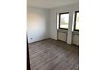 Moderne 2-Zimmer-Dachgeschoßwohnung mit Einbauküche und Balkon - zentral gelegen in Gunzenhausen