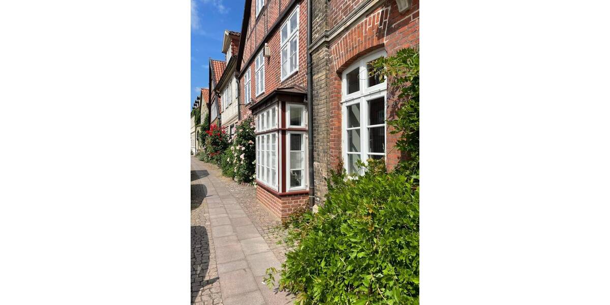 Etagenwohnung Lüneburg Altstadt - 3 Zimmer, 92 m&sup2;, 2.650&euro; | Angebot:23973688