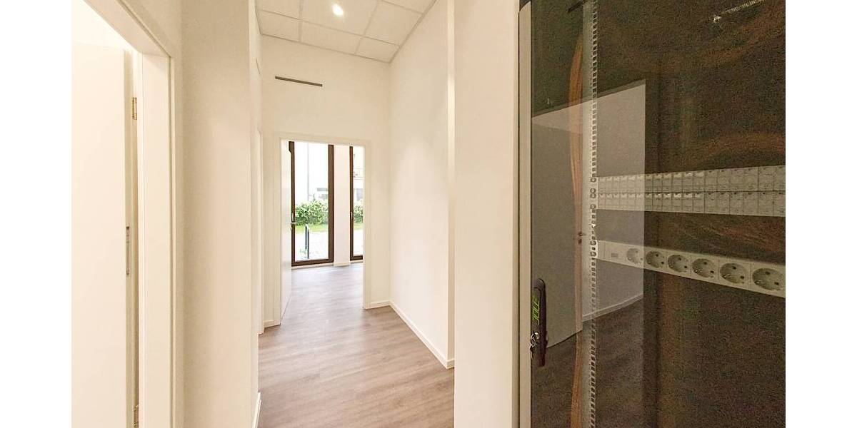 Gewerbeobjekt Berlin / Karlshorst Karlshorst - 6 Zimmer, 117 m&sup2;, 2.380&euro; | Angebot:26758702