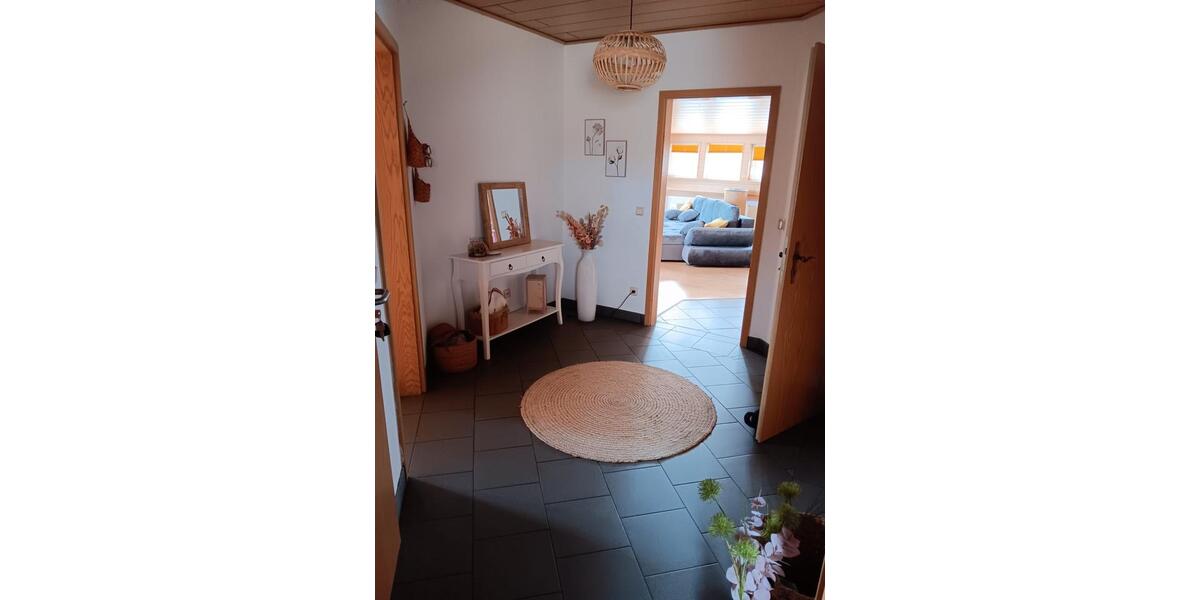 Dachgeschoßwohnung Bad Kreuznach Bad Münster am Stein-Ebernburg - 3 Zimmer, 86 m&sup2;, 650&euro; | Angebot:24631841