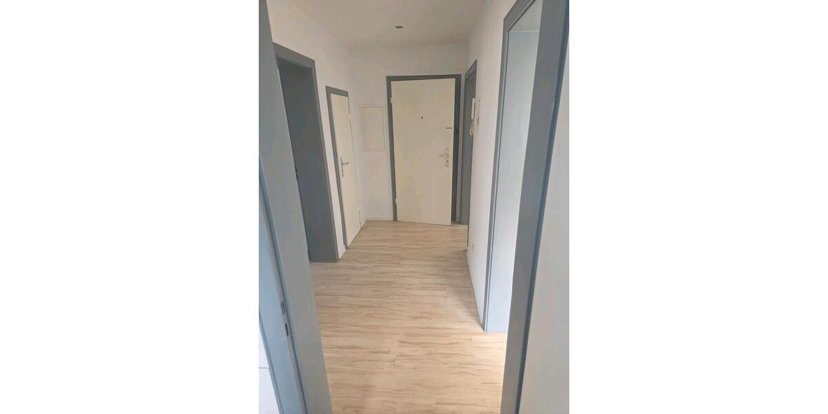Etagenwohnung Krefeld Bockum - 3 Zimmer, 66 m&sup2;, 660&euro; | Angebot:26049814