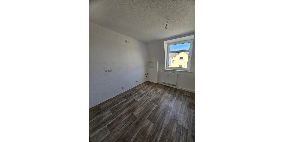 Dachgeschoßwohnung Gelenau/Erzgebirge Erzgebirge - 2 Zimmer, 48 m&sup2;, 323&euro; | Angebot:26618997