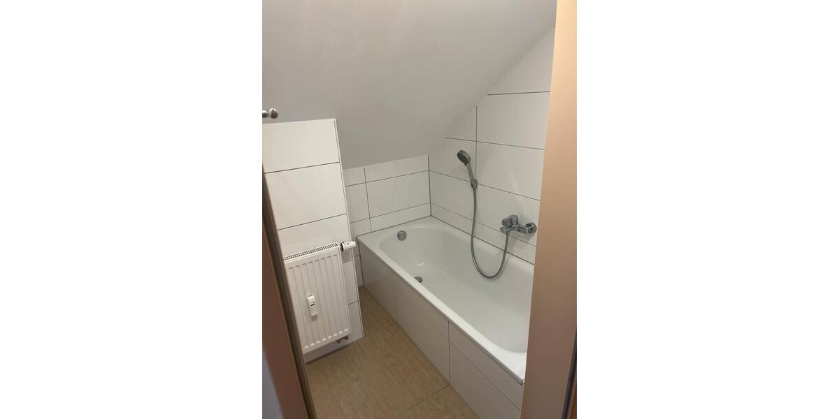 Dachgeschoßwohnung Büchenbeuren - 2 Zimmer, 50 m&sup2;, 430&euro; | Angebot:25978902