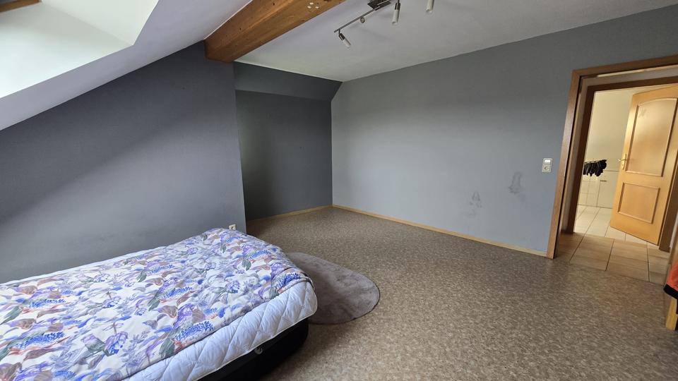 Dachgeschoßwohnung Echternacherbrück - 3 Zimmer, 104 m&sup2;, 880&euro; | Angebot:26212571