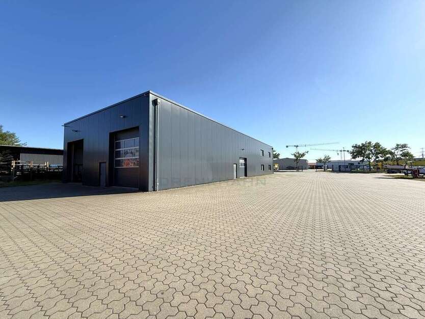 Halle in Bentwisch 3.990 € 360 m²