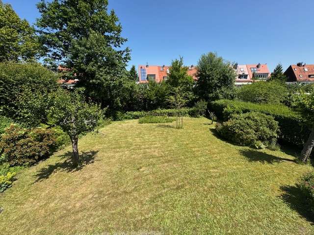 Haus zum Mieten in Oberursel 2.800 € 192 m²