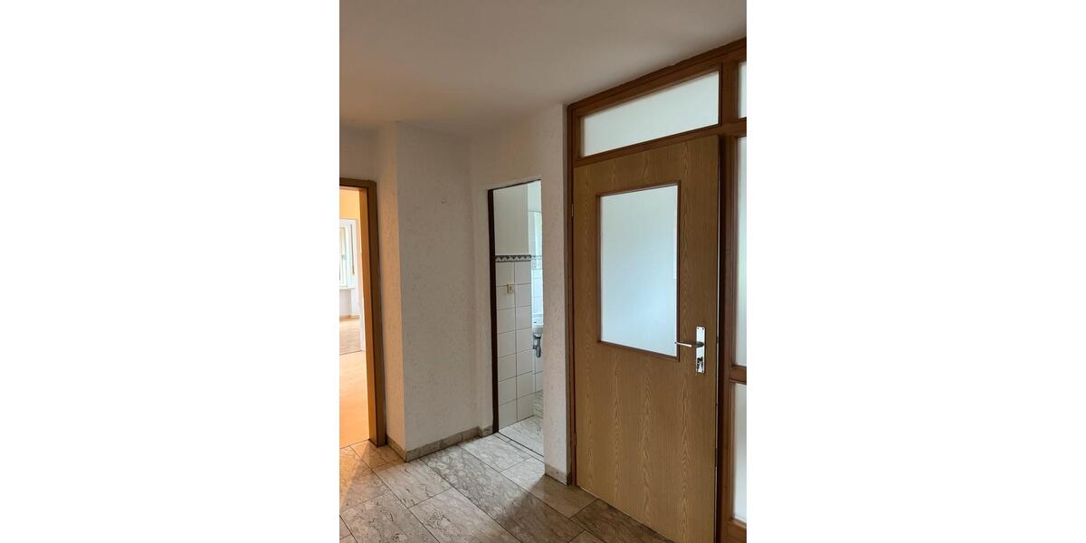 Erdgeschoßwohnung Furth im Wald - 4 Zimmer, 135 m&sup2;, 990&euro; | Angebot:24995884