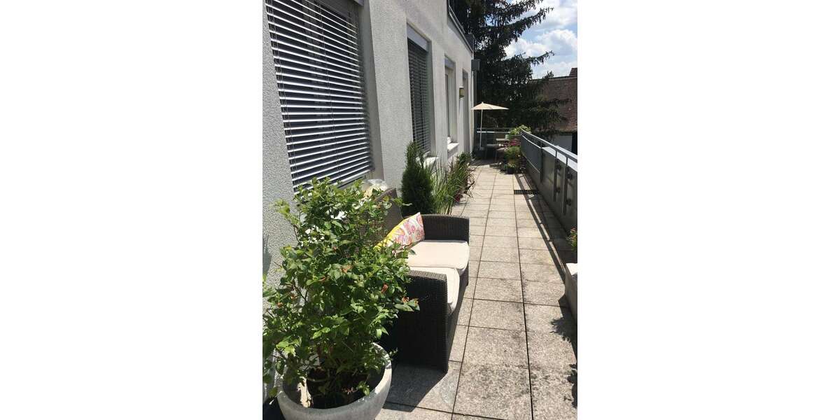 Etagenwohnung Nürnberg Pillenreuth - 4 Zimmer, 133 m&sup2;, 1.450&euro; | Angebot:25079194