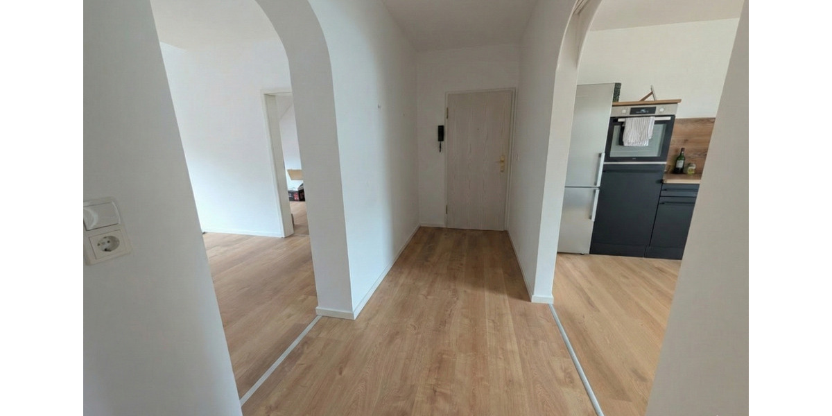 Etagenwohnung Saarbrücken St. Arnual - 3 Zimmer, 100 m&sup2;, 900&euro; | Angebot:25025153