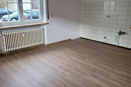 Wohnung Weichering - 2 Zimmer, 80 m&sup2;, 1.050&euro; | Angebot:25080709