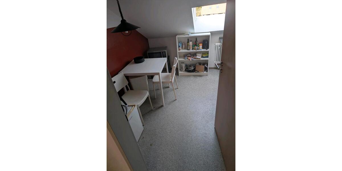 Wohnen auf Zeit Regensburg Galgenberg - 16 Zimmer, 50 m&sup2;, 370&euro; | Angebot:26640783
