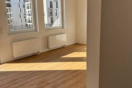 Wohnung Schönefeld - 2 Zimmer, 68 m&sup2;, 1.020&euro; | Angebot:26273409