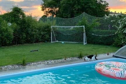 Haus mit Garten und Pool im Herzen Von Markkleeberg zu Vermieten.