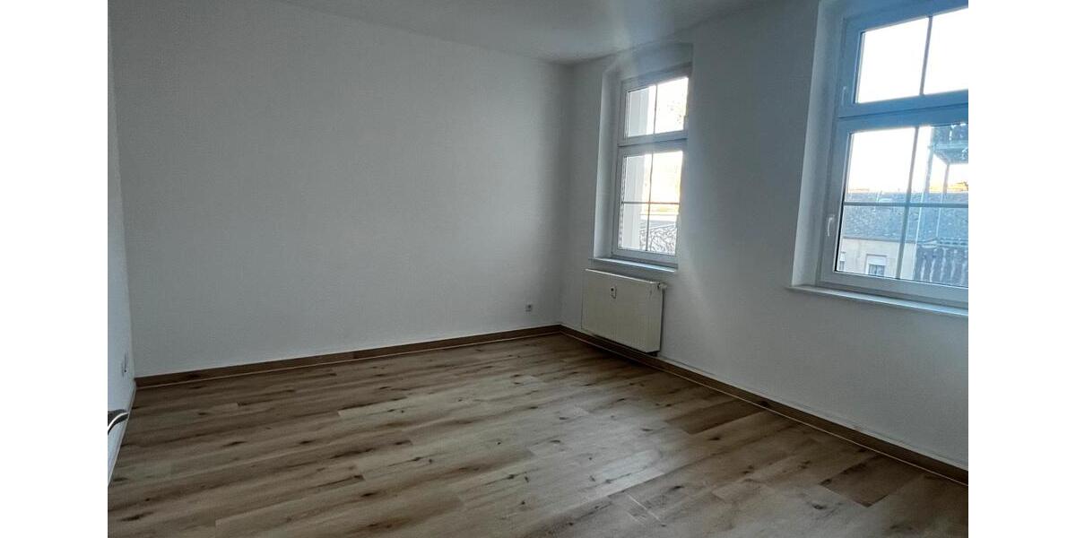 Etagenwohnung Döbeln - 4 Zimmer, 84 m&sup2;, 546&euro; | Angebot:25418321