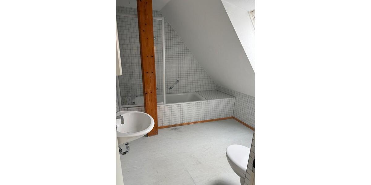 Maisonettenwohnung Bayreuth City - 3 Zimmer, 80 m&sup2;, 800&euro; | Angebot:26600550