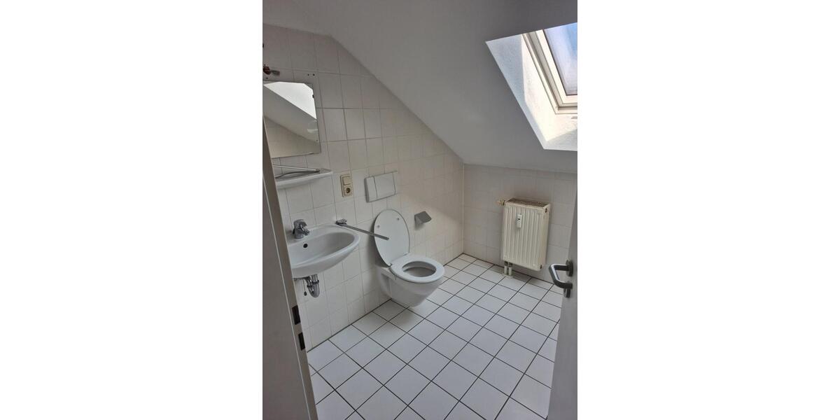 Dachgeschoßwohnung Nesse-Apfelstädt Apfelstädt - 2 Zimmer, 62 m&sup2;, 317&euro; | Angebot:26198433