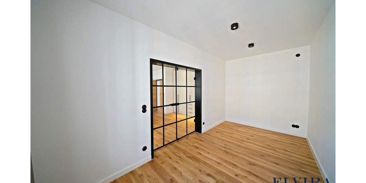 Etagenwohnung München Altstadt-Lehel - 4 Zimmer, 112 m&sup2;, 4.540&euro; | Angebot:25703614