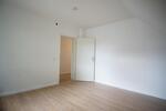 Hier wird renoviert ~ einzigartige Dachwohnung mit Sonnenbalkon zimmer
