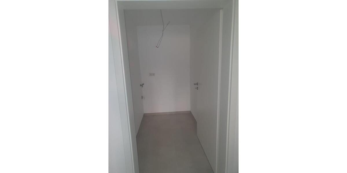 Erdgeschoßwohnung Kreuztal - 3 Zimmer, 85 m&sup2;, 1.250&euro; | Angebot:26611433