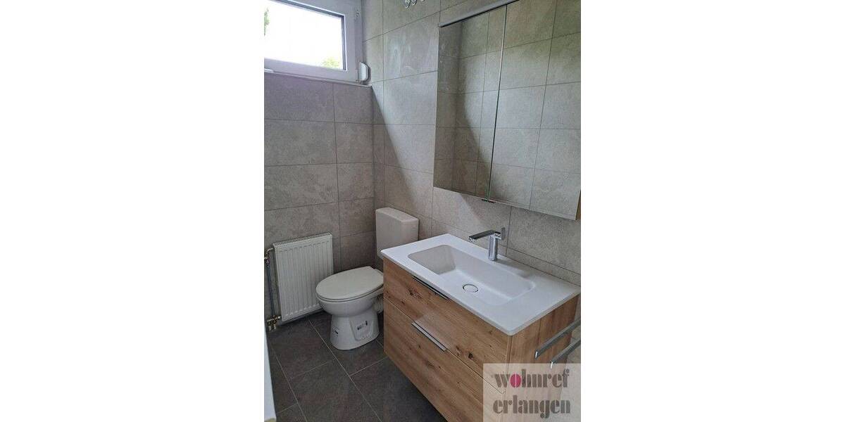 Mehrfamilienhaus, Wohnhaus Erlangen Bruck - 7 Zimmer, 240 m&sup2;, 2.660&euro; | Angebot:26092444