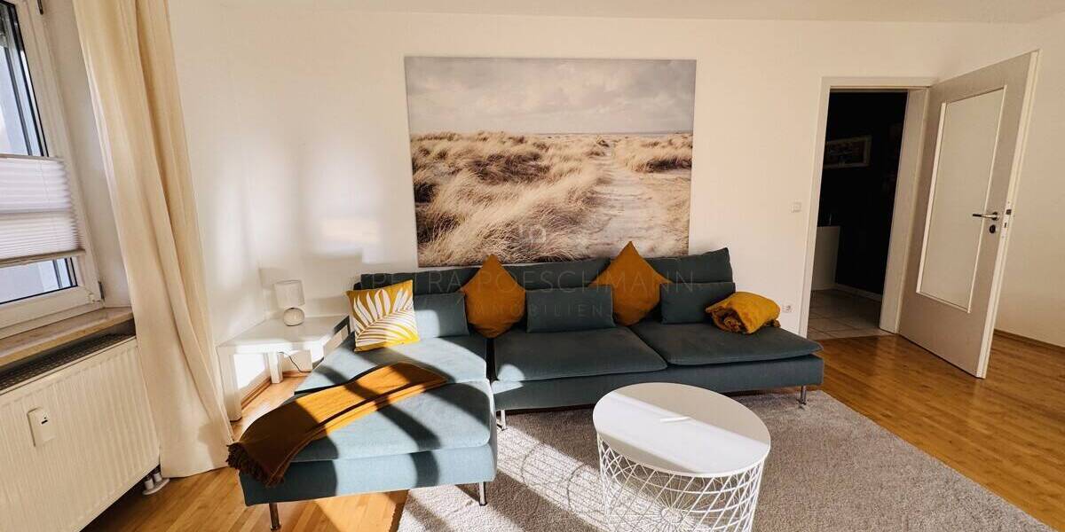 Etagenwohnung Ingolstadt Hollerstauden - 3 Zimmer, 80 m&sup2;, 1.230&euro; | Angebot:26704078