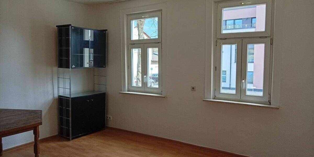 Etagenwohnung Eschenburg Eibelshausen - 3 Zimmer, 80 m&sup2;, 500&euro; | Angebot:26229777