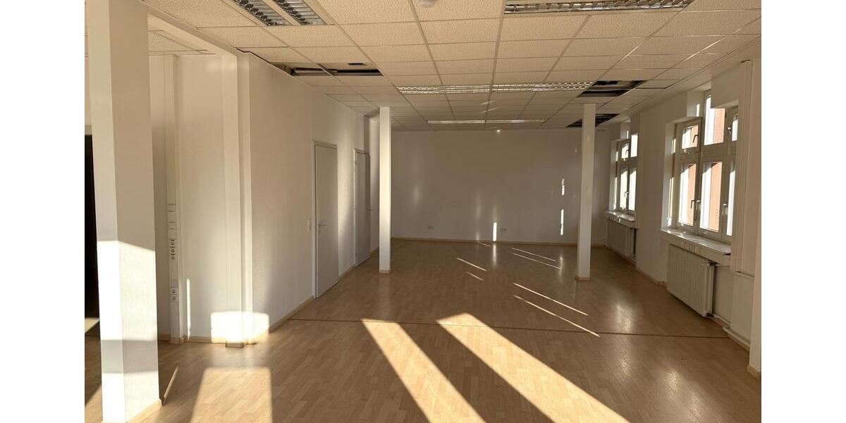 Gewerbeobjekt Freiburg im Breisgau - 2.290&euro; | Angebot:22588890