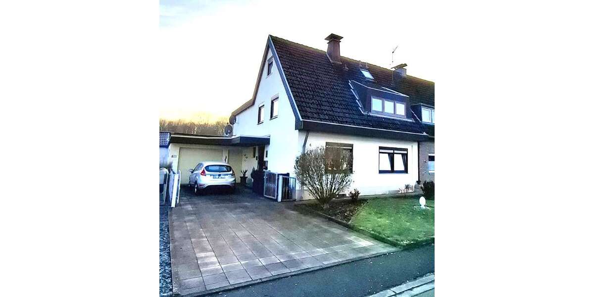 Etagenwohnung Frechen - 3 Zimmer, 118 m&sup2;, 1.300&euro; | Angebot:25927371