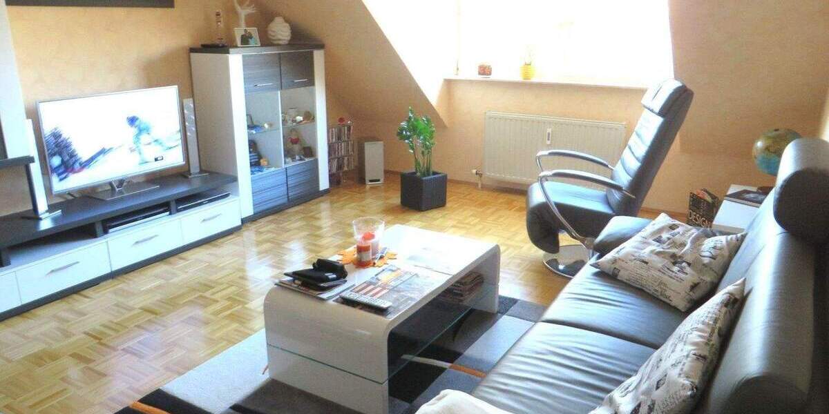 Attraktive 2-Zimmer-Wohnung mit Tiefgaragenstellplatz 2 zimmer