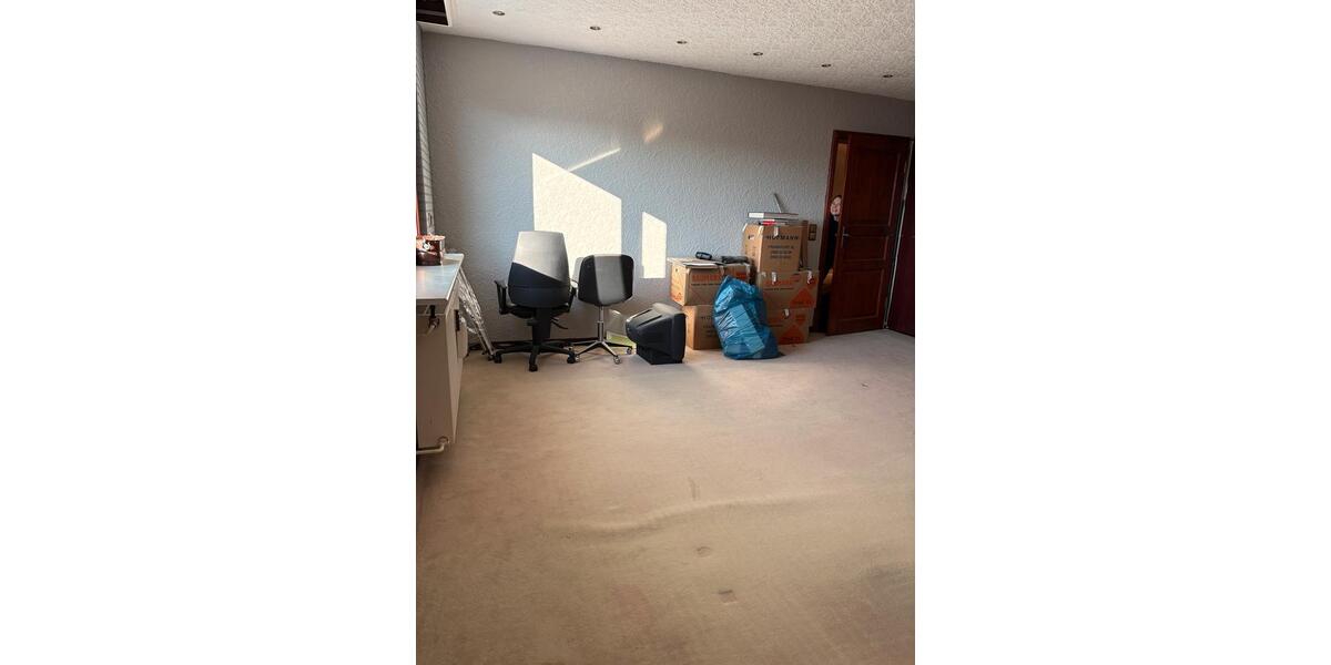 Etagenwohnung Hohenroth - 2 Zimmer, 70 m&sup2;, 1.300&euro; | Angebot:25784360