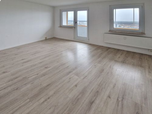 Erdgeschoßwohnung Neubrandenburg Datzeberg - 4 Zimmer, 86 m&sup2;, 588&euro; | Angebot:25714373