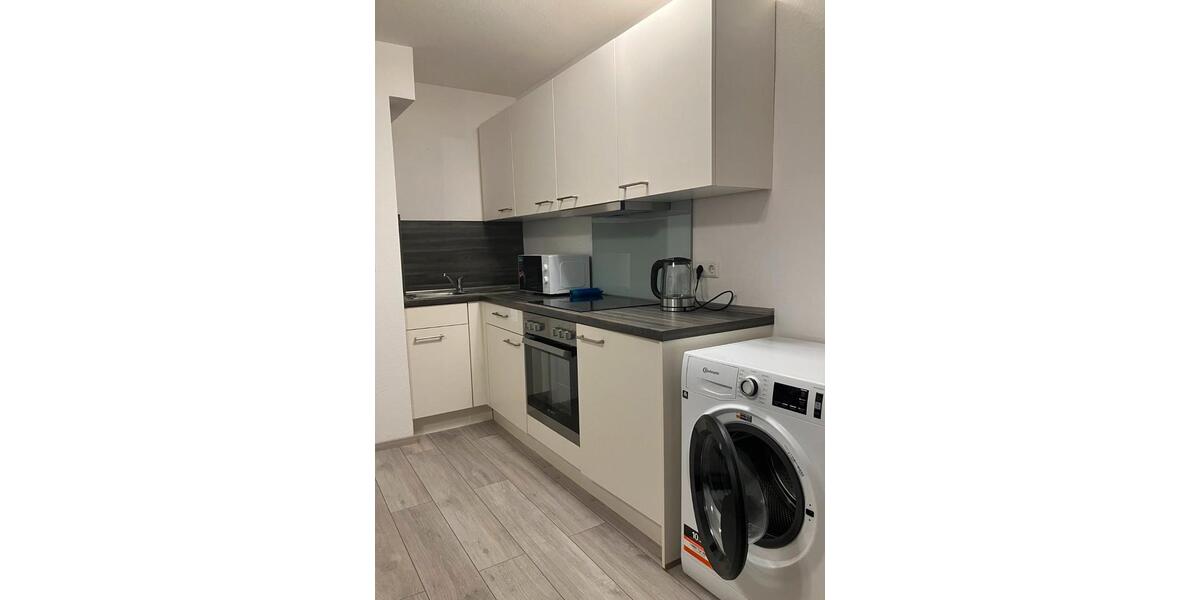 Wohnen auf Zeit Göppingen Bruckwasen - 1 Zimmer, 24 m&sup2;, 950&euro; | Angebot:13349400