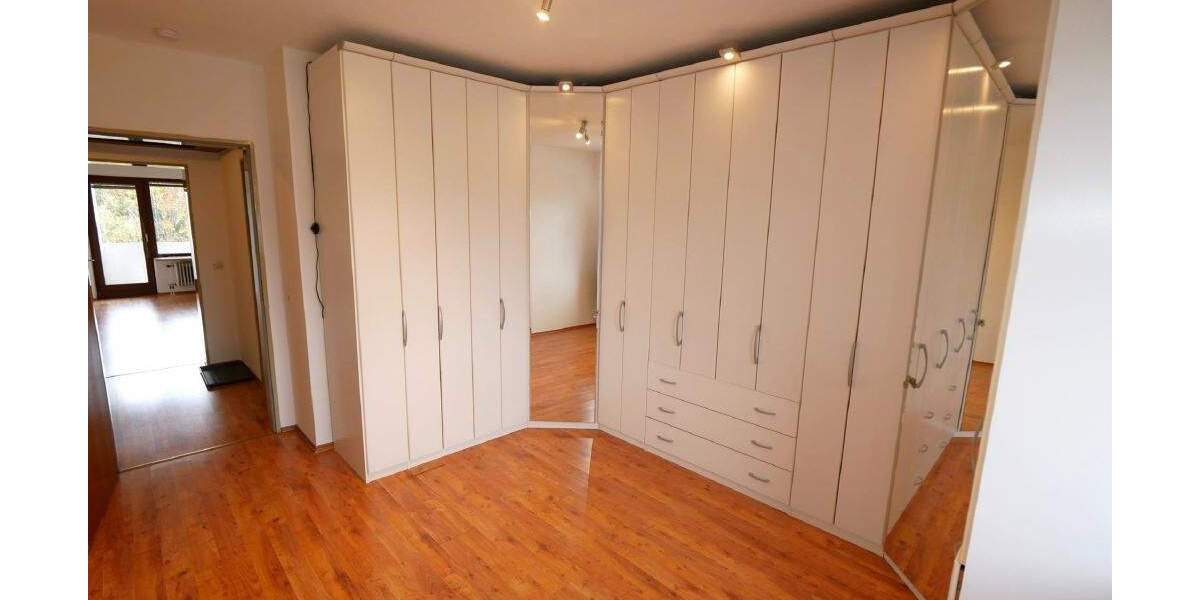 Etagenwohnung Coburg - 2 Zimmer, 63 m&sup2;, 520&euro; | Angebot:24855758