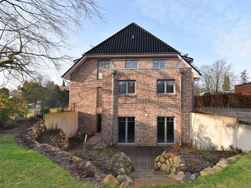 Haus zum Mieten in Hamburg 4.400 € 290 m² 6 zimmer