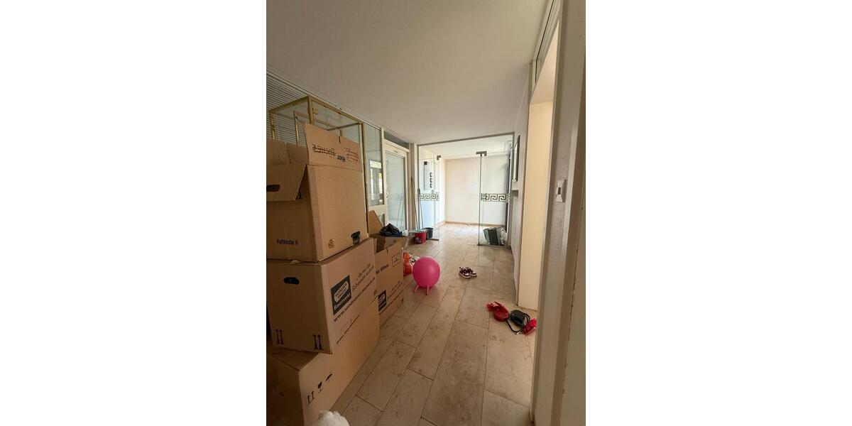 Erdgeschoßwohnung Bad Königshofen im Grabfeld - 5 Zimmer, 160 m&sup2;, 1.000&euro; | Angebot:19351823