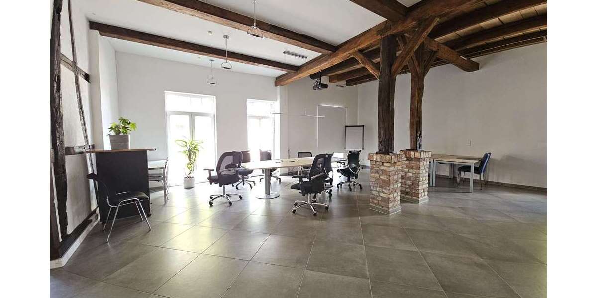 Büro in Wolfsburg 2.570 € 257 m² zimmer