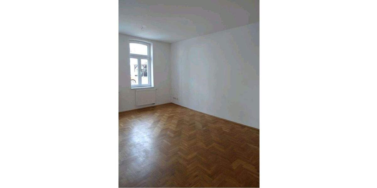 Nähe Fußgängerzone * 2 Zimmer-Erdgeschosswohnung mit Terrasse und Einbauküche 2 zimmer