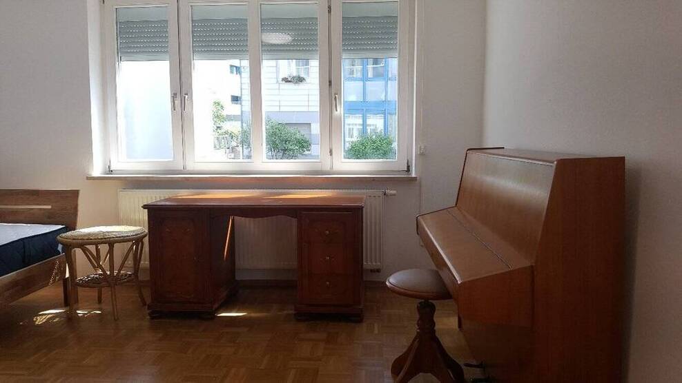 Teilmöblierte 2-Zi.-Wohnung am Ringpark
