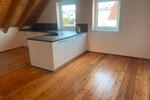 Dachgeschoßwohnung Kolitzheim - 4 Zimmer, 144 m&sup2;, 980&euro; | Angebot:26515791