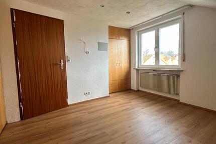 Wohnung Wallerstein - 3 Zimmer, 62 m&sup2;, 590&euro; | Angebot:25233686