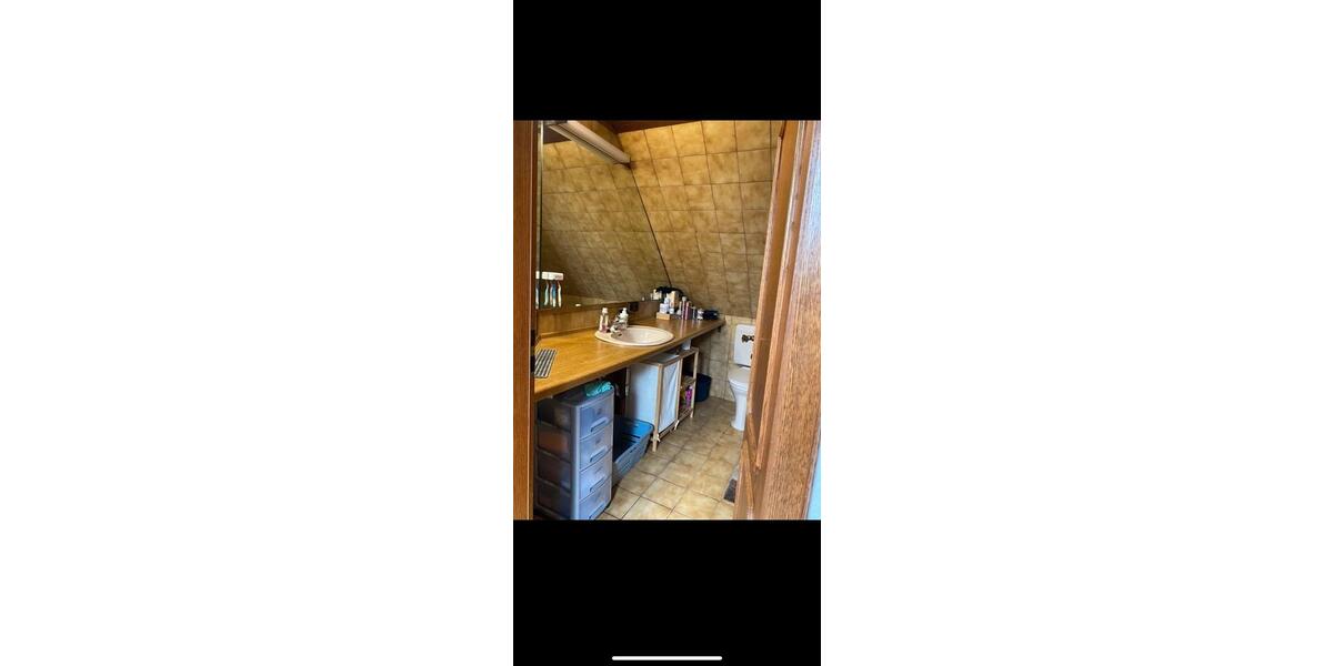 Dachgeschoßwohnung Gerlingen - 2 Zimmer, 50 m&sup2;, 800&euro; | Angebot:25426036