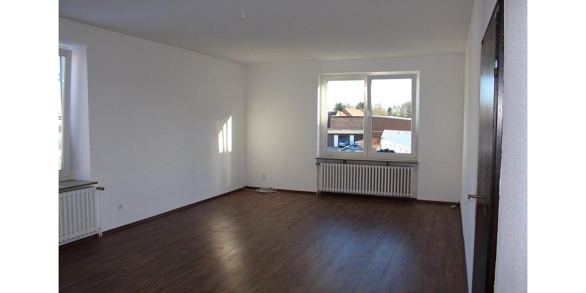 Etagenwohnung Schöningen - 2.5 Zimmer, 70 m&sup2;, 364&euro; | Angebot:26459704