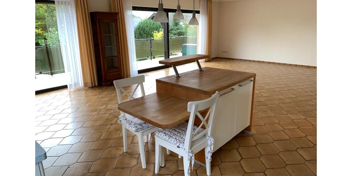 Etagenwohnung Bergheim - 3 Zimmer, 115 m&sup2;, 1.150&euro; | Angebot:26131925