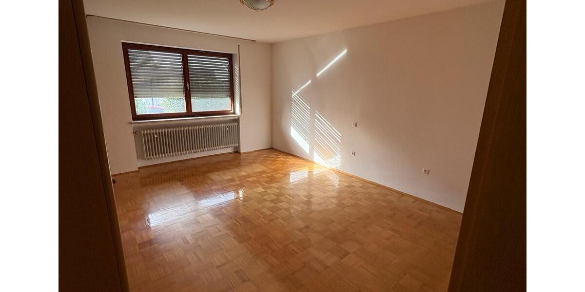 Erdgeschoßwohnung Wittislingen - 4 Zimmer, 130 m&sup2;, 1.000&euro; | Angebot:24313693