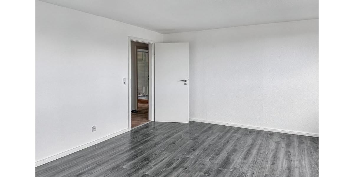 Dachgeschoßwohnung Krefeld Benrad - 3 Zimmer, 77 m&sup2;, 810&euro; | Angebot:24751085